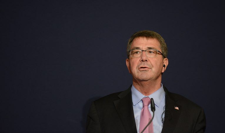 Američki ministar obrane u Bagdadu razgovara o planovima za oslobađanje Mosula