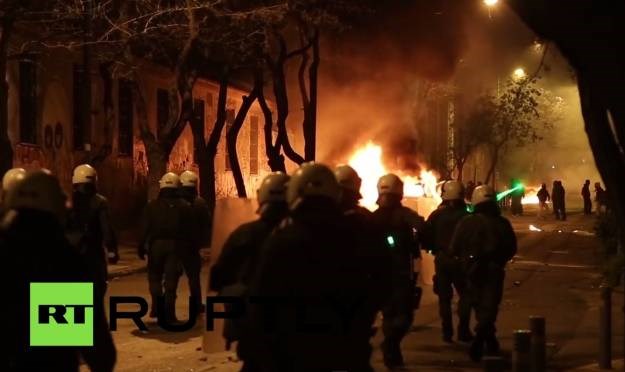Novi, vatreni obračun policije i anarhista u Ateni
