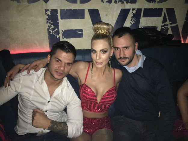 FOTO Ava Karabatić izletjela iz srpskog showa i odmah otišla plastičnom kirurgu