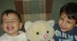 Zvao se Aylan Kurdi. Imao je tri godine i utopio se zajedno s bratom i majkom