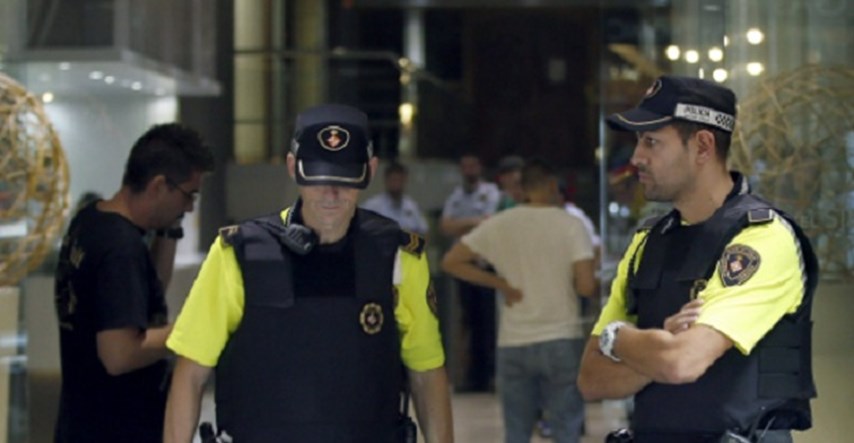 Pucnjava na glavnoj turističkoj ulici Barcelone, maskirani napadač i dalje u bijegu