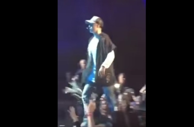 Justin Bieber odšetao s koncerta u Oslu zbog iritantnih fanova