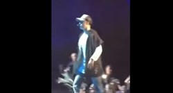 Justin Bieber odšetao s koncerta u Oslu zbog iritantnih fanova
