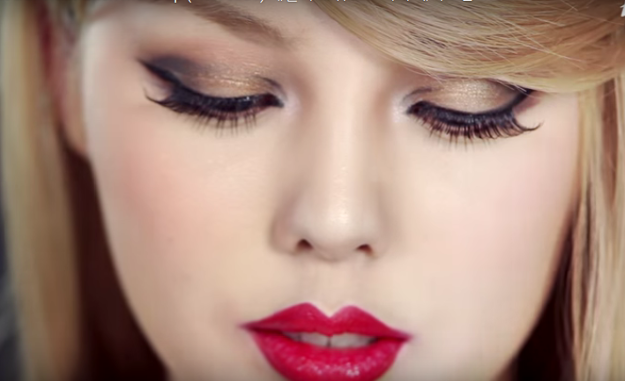 Odlična transformacija: Korejska blogerica pretvorila se u Taylor Swift uz pomoć šminke