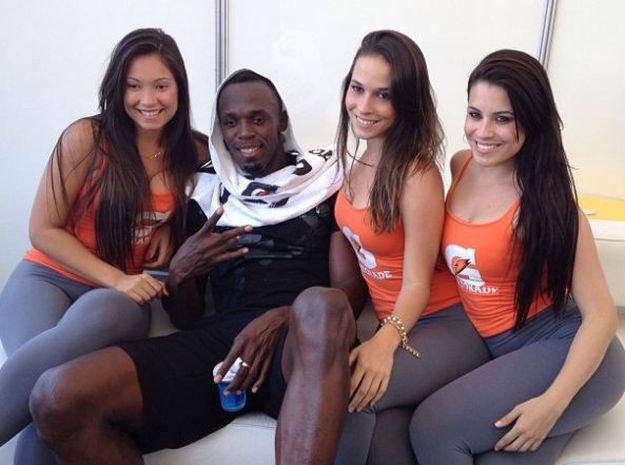 Usain Bolt nakon ludog izlaska u hotelsku sobu odveo čak šest djevojaka