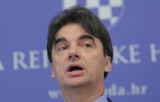 Grčić najavio stimulaciju plaćama u javnoj upravi, smanjenje parafiskalnih nameta