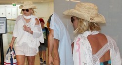 Britney, gdje ti je stilist? Slavna pjevačica pokazala grudnjak na aerodromu u Los Angelesu