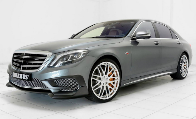 I siva mu dobro stoji: Brabus Rocket 900