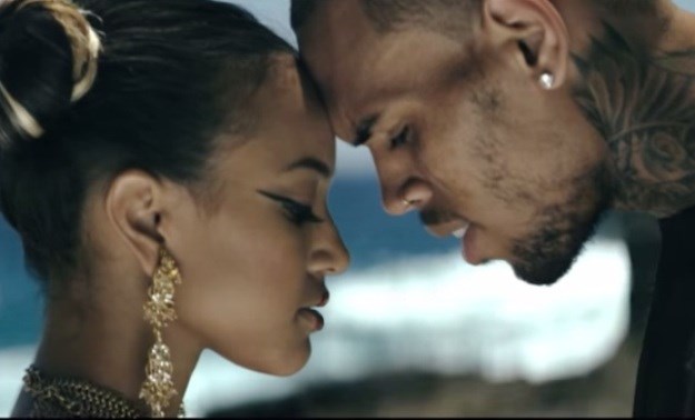 Pusa u čelo: Chris Brown i Karrueche Tran razmjenjuju nježnosti u novom spotu