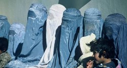 Pripadnice IS-a kiselinom deformirale lica 15 žena zbog nenošenja nikaba