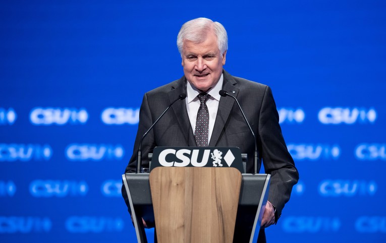 U bavarskom CSU propao prijedlog da se uskrati potpora Angeli Merkel