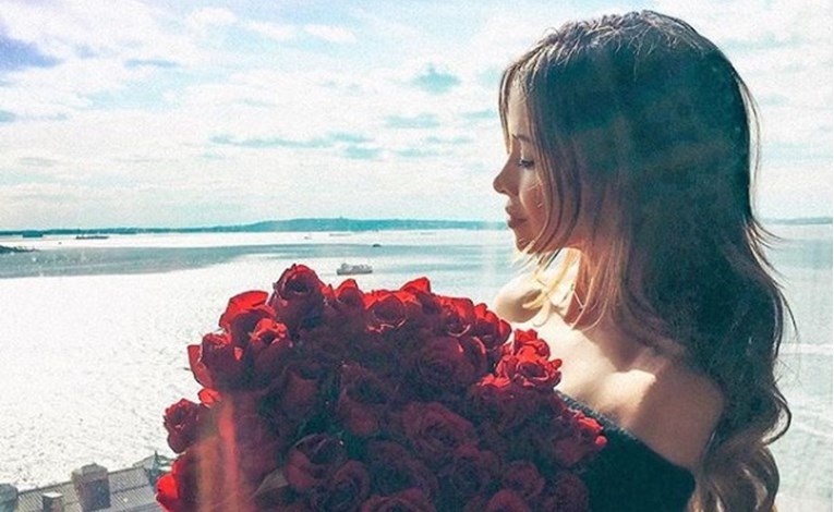 Dirljiva priča iz Splita: Pitala je djevojku kome nosi ruže, a odgovor je sve natjerao da se zamisle