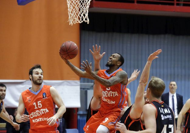 Cedevita izgubila od Valencije, čudesni Boatright zabio 37 koševa pa promašio produžetke