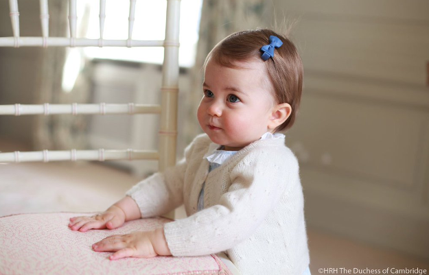 Princeza Charlotte danas slavi 1. rođendan: Imamo 4 nove fotke i popis glamuroznih poklona