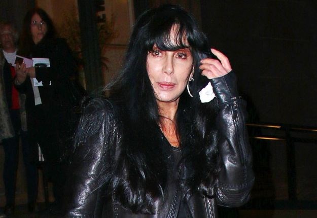 "Drogiraju je i ispiru joj mozak": Tko pokušava ubiti 69-godišnju Cher?