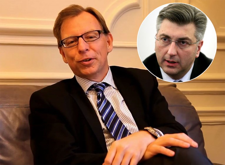 GLEDAJ OVO, PLENKOVIĆU Austrijski ministar podnio ostavku zbog plagijata