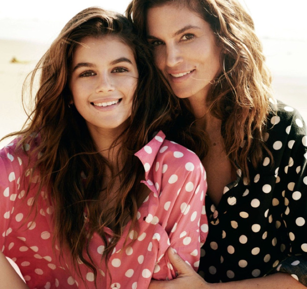Pogledajte predivne fotografije iz editorijala Cindy Crawford i kćeri Kaie za Vogue Paris