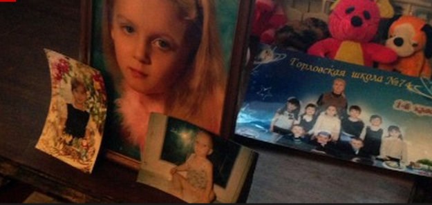 Potresna snimka iz Ukrajine: "Proklinjem one koji su ubili moje tri djevojčice"