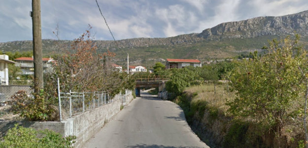 Nagibni vlak u Kaštelima usmrtio stariju ženu