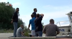 Policija uhapsila Jedličku i još deset osoba, HRT-ov novinar završio u lisičinama: "Na koljena svi!"