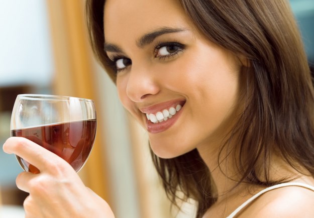 Crno vino dobro je i za zube? Uzdravlje!