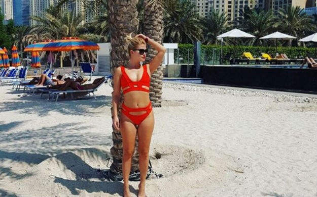 Gdje je Ecija Ivušić nabavila sexy crveni badić koji nosi u Dubaiju?