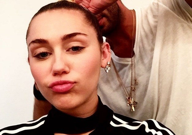 Ne miriše na dobro: Miley Cyrus bit će domaćica ovogodišnje dodjele MTV VMA nagrada
