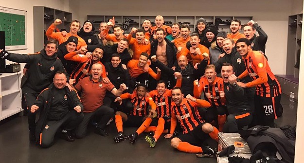 Ludi derbi u Kijevu: Dva autogola istog igrača, dva crvena kartona, tučnjava i pobjeda Srne i društva 4:3