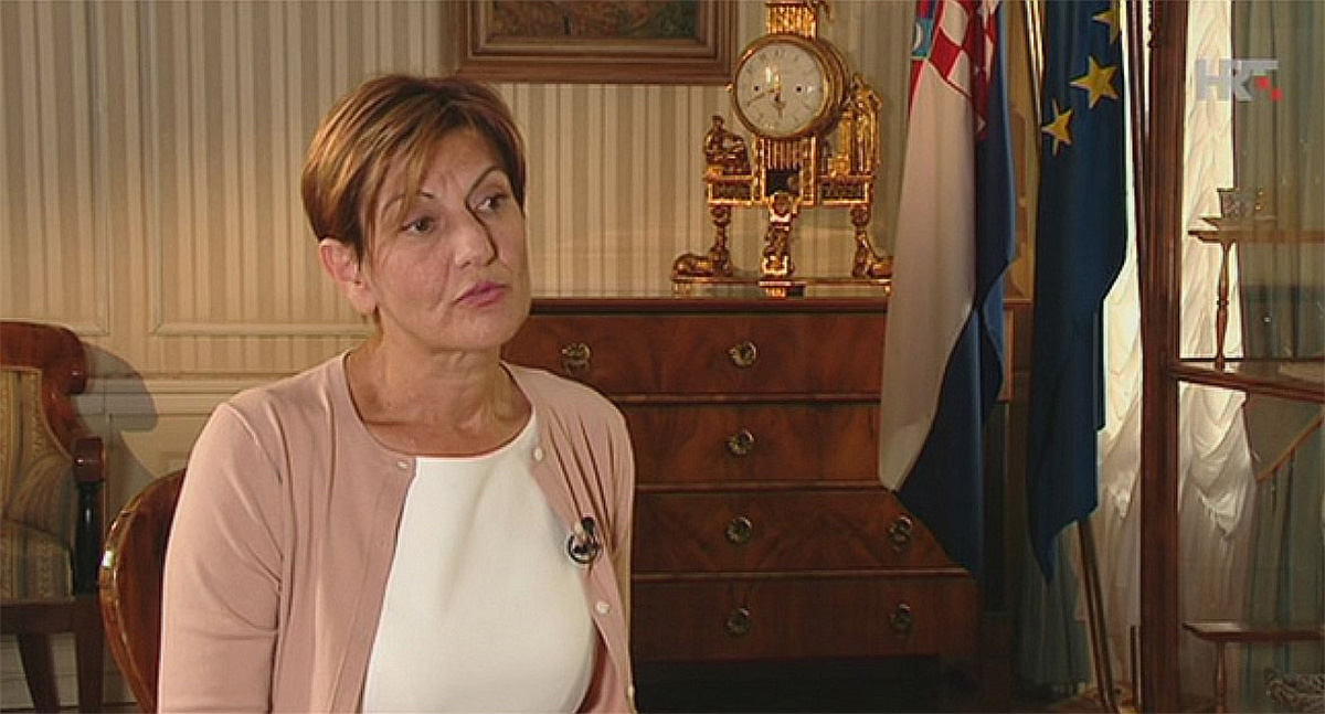 I DALIĆ POKUŠAVA UVJERITI DA NEMA POSKUPLJENJA STRUJE Bit će skuplja nego sada, ali "jeftinija nego lani"