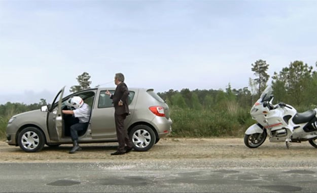 Dacia je toliko privlačna da ju i policajci kradu