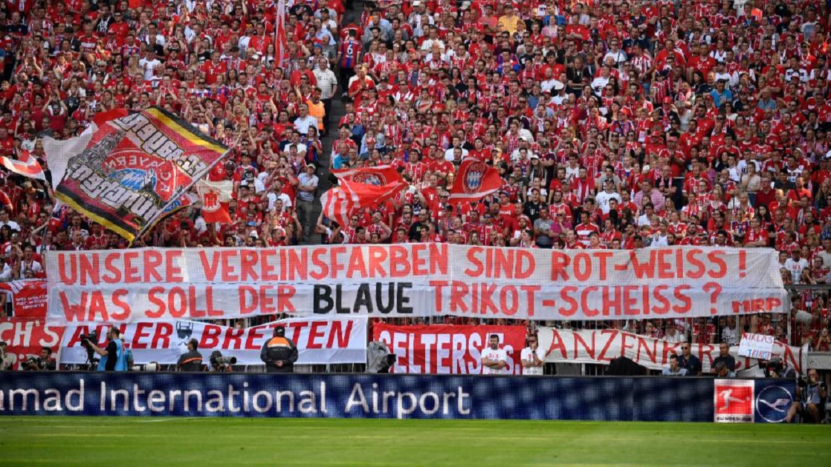 POBUNA NAVIJAČA BAYERNA Ne žele "usrani plavi dres"