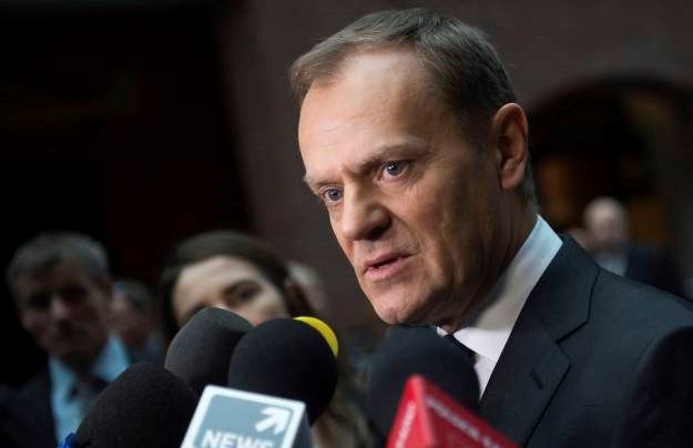 Tusk: Izbjeglički val dijeli Europu na istok i zapad, Orban: Izbjeglice su problem Njemačke