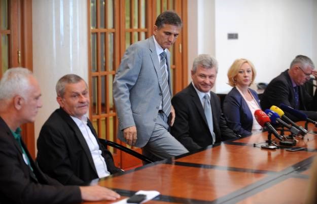 Marić: Cilj Vlade je Imunološki gurnuti u stečaj i prepustiti ga bankama