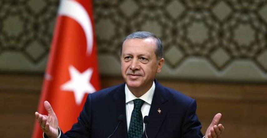 Erdogan "pere milijune eura gradeći džamije na Kosovu"