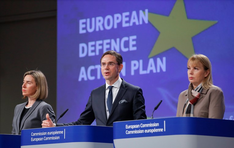 EK predstavila Europski akcijski plan obrane