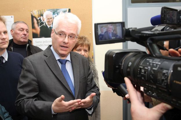 Josipović izbjegao osobni bankrot pa se pohvalio: "Neki od nas su sposobniji pa znaju kako"