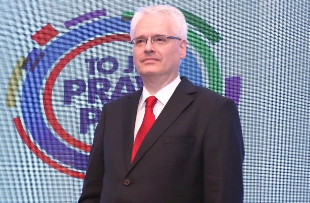 Josipović - prvi predsjednik kojem su građani dali otkaz