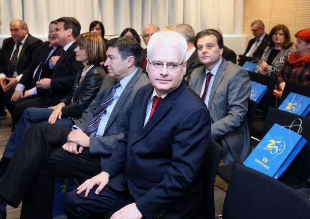 Josipović: Pakiram svoje knjige, a o SDP-u i ne razmišljam