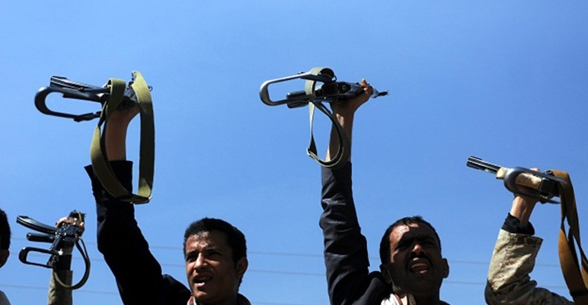 Žestoki sukobi oko predsjedničke palače u Jemenu, paravojsci dolazi pojačanje