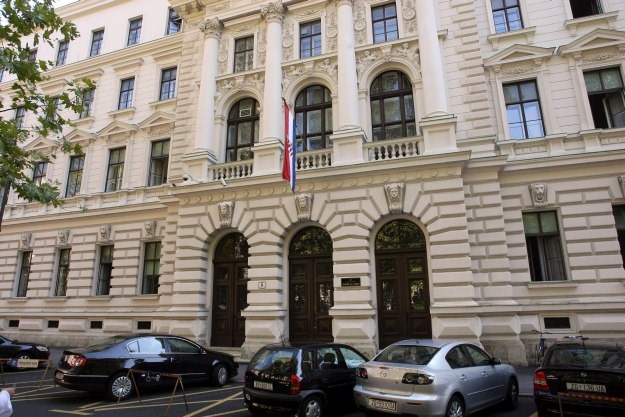 Županijski sud u Zagrebu evakuiran zbog lažne dojave o bombi