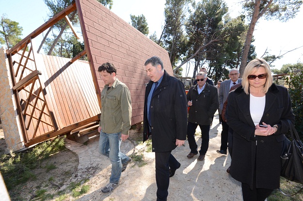 Baldasar obećao pomoć za štete od orkanske bure, tražit će proglašenje elementarne nepogode