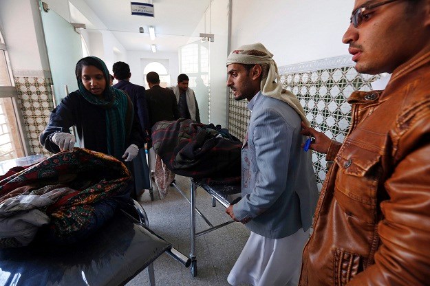 Bombaši samoubojice u Jemenu ubili 137 ljudi, Islamska država preuzela odgovornost