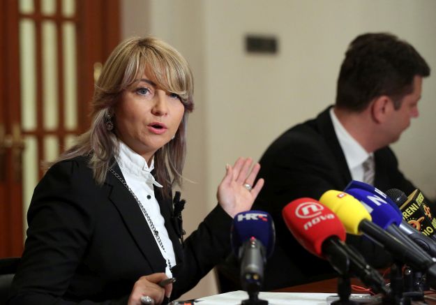 HDZ: Ako ste izbacili Zlatar Violić onda izbacite Vrdoljaka zbog kartica, a Vargu zbog PR agencija