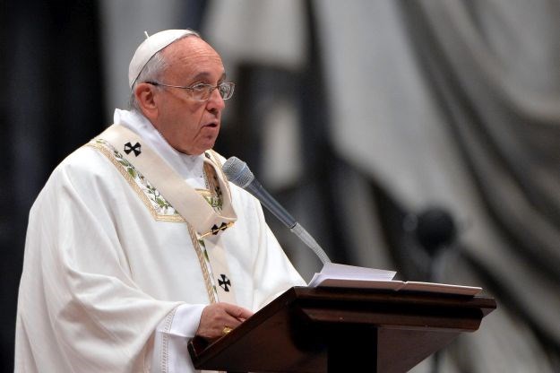 Papa Franjo: Glad se koristi kao oružje rata