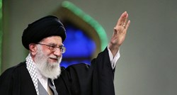 Iranski vrhovni vođa Ali Hamnei odobrio nuklearni sporazum s velesilama usprkos "nejasnoćama"