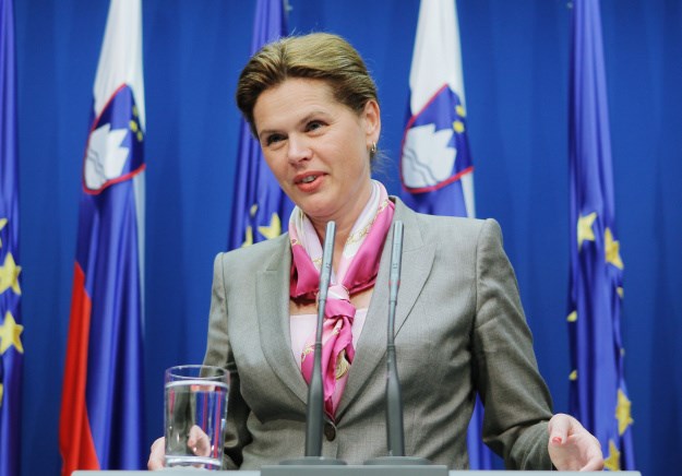 BIvša slovenska premijerka traži zaustavljanje prodaje državne imovine