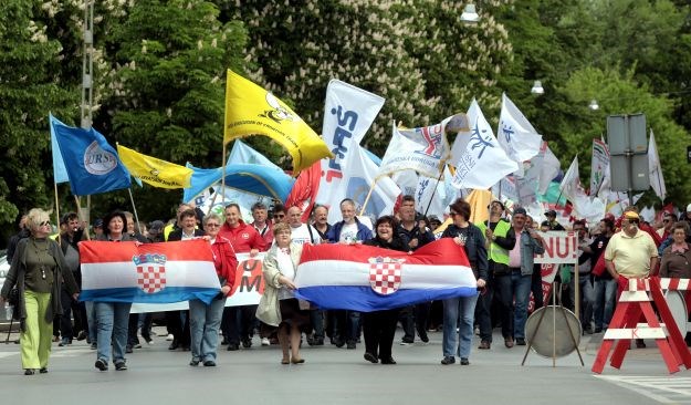 Sindikati pozvali građane na ulice i na smjenu vlasti: Praznik rada nikad jadniji