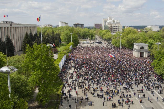 Moldavija: 10.000 prosvjednika na ulicama zbog nestanka milijarde dolara iz banaka