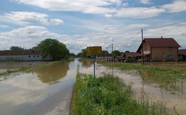 Prošle su četiri godine od katastrofalnih poplava u Rajevu Selu, 210 obitelji još čeka odštetu