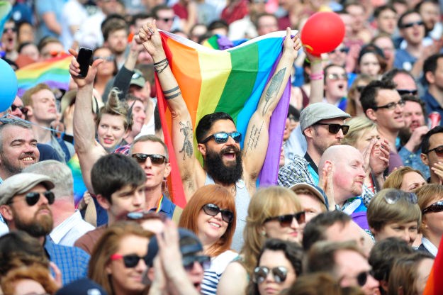 Irska na referendumu rekla DA gay brakovima, zastupnica u prijenosu uživo zaprosila partnericu